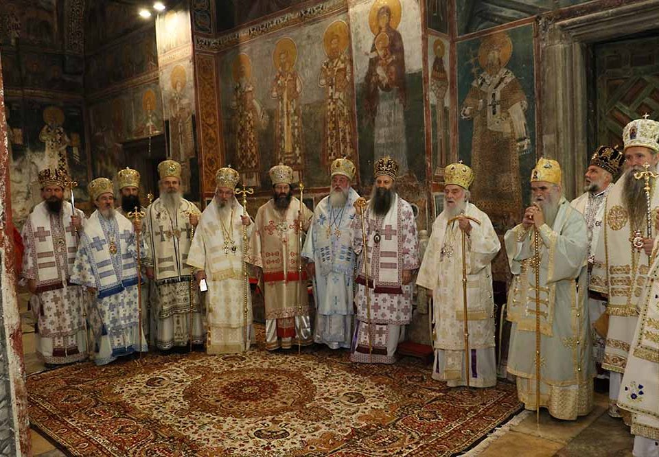 Saborna arhijerejska Liturgija u Pećkoj Patrijaršiji